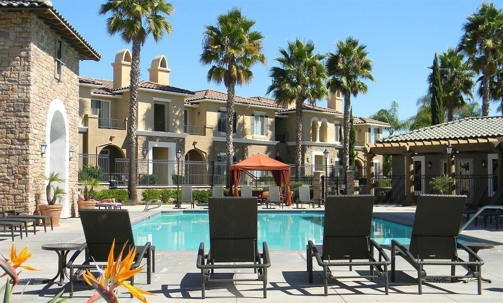 Sonoran Suites Of San Diego Виста Екстериор снимка
